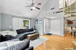 4 Clubhouse Dr, Cromwell, CT 06416 - Photo 6