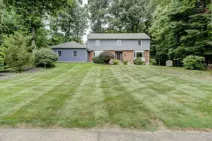 20 Christine Ln, South Windsor, CT 06074 - Photo 2