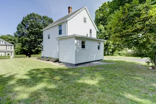 46 Middlefield St, Middletown, CT 06457 - Photo 32