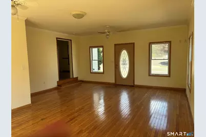 105 Welchs Point Road, Milford, CT 06460 - Photo 6