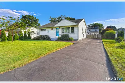 105 Skyline Drive, West Haven, CT 06516 - Photo 2