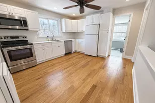 15 Birch St, Shelton, CT 06484 - Photo 2