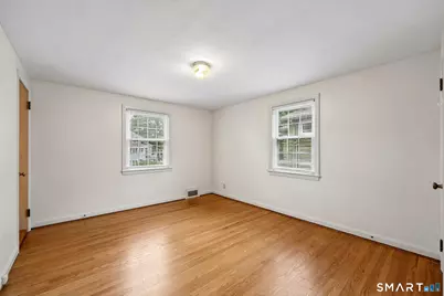 24 Bretton Road, West Hartford, CT 06119 - Photo 10