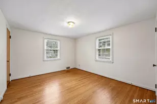 24 Bretton Rd, West Hartford, CT 06119 - Photo 10
