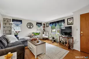 24 Bretton Rd, West Hartford, CT 06119 - Photo 14