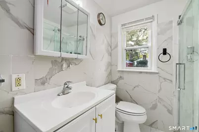 31 Scott Street, East Hartford, CT 06118 - Photo 22