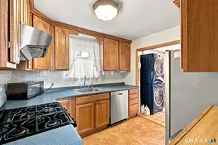 1761 Main St, Newington, CT 06111 - Photo 16