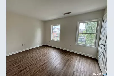49 Fairgate Drive, Stamford, CT 06902 - Photo 12