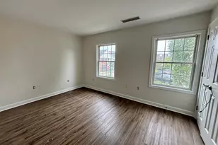 49 Fairgate Dr, Stamford, CT 06902 - Photo 12
