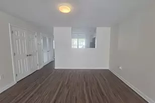 49 Fairgate Dr, Stamford, CT 06902 - Photo 8