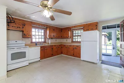 35 Neptune Avenue, Madison, CT 06443 - Photo 10