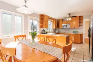 14 Watrous Ln, Woodbridge, CT 06525 - Photo 18