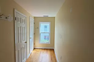28 Davis St, Danbury, CT 06810 - Photo 8