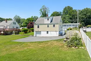 30 Lansing Ave, Trumbull, CT 06611 - Photo 24