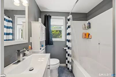 30 Lansing Avenue, Trumbull, CT 06611 - Photo 12