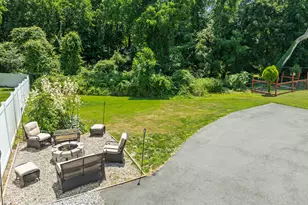 30 Lansing Ave, Trumbull, CT 06611 - Photo 22
