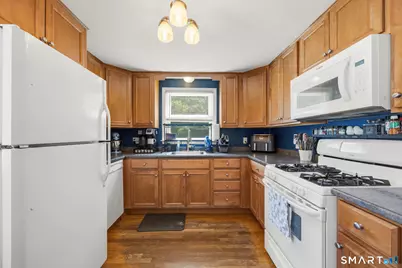 30 Lansing Avenue, Trumbull, CT 06611 - Photo 6