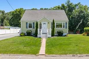 30 Lansing Ave, Trumbull, CT 06611 - Photo 1