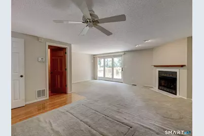 19 Sunridge Lane #19, Cromwell, CT 06416 - Photo 10