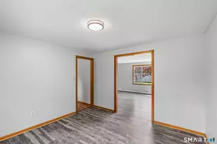 515 Gracey Ave, Meriden, CT 06451 - Photo 8