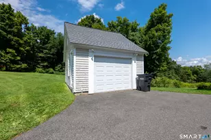 64 Main St, Newtown, CT 06470 - Photo 28