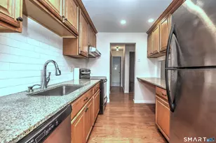 20 Leslie Rd, Bridgeport, CT 06606 - Photo 28