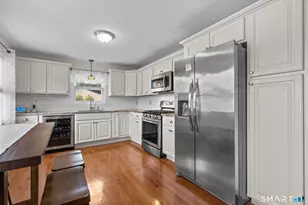 6 Miner Rd, West Haven, CT 06516 - Photo 2