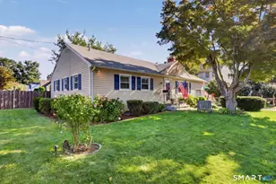 3 Seldon Pl, Norwalk, CT 06855 - Photo 1