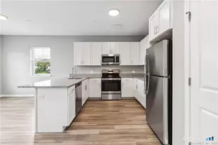 10 Steele Blvd, Berlin, CT 06037 - Photo 16