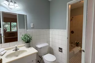 1070 New Haven Ave, Milford, CT 06460 - Photo 18