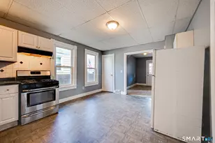 95-97 Bell St, Bridgeport, CT 06610 - Photo 10