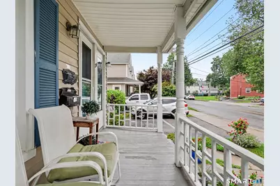 224 Seaside Avenue, Stamford, CT 06902 - Photo 2