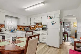 224 Seaside Ave, Stamford, CT 06902 - Photo 8