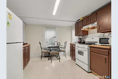 224 Seaside Avenue, Stamford, CT 06902 - Photo 18