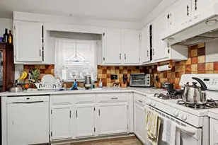 224 Seaside Ave, Stamford, CT 06902 - Photo 6