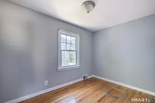 166 Earl Ave, Bridgeport, CT 06606 - Photo 20