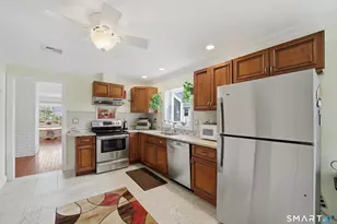 22 Lyon Ave, Greenwich, CT 06830 - Photo 12
