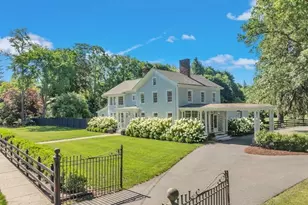 88 Main St, Essex, CT 06442 - Photo 2