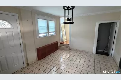 35 Faucett Street, Stamford, CT 06906 - Photo 12