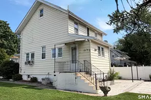 35 Faucett St, Stamford, CT 06906 - Photo 28