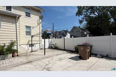 35 Faucett Street, Stamford, CT 06906 - Photo 34