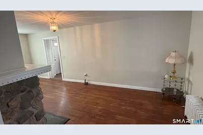 35 Faucett Street, Stamford, CT 06906 - Photo 4