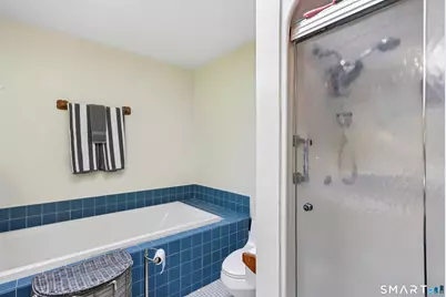 95 Parkway South, New London, CT 06320 - Photo 16