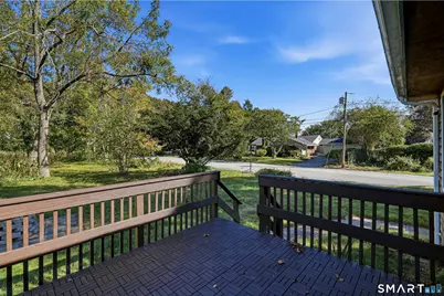 95 Parkway South, New London, CT 06320 - Photo 32