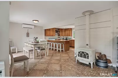 11 Candlewood Road, New Fairfield, CT 06812 - Photo 8