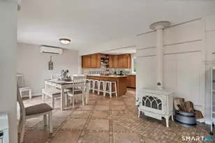 11 Candlewood Rd, New Fairfield, CT 06812 - Photo 8