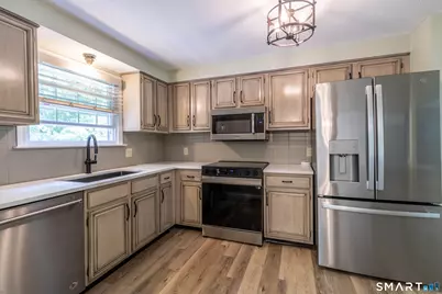 18 Crestwood Drive, East Hampton, CT 06424 - Photo 6