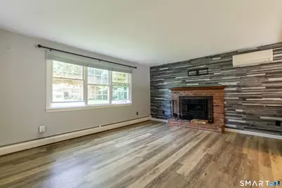 18 Crestwood Drive, East Hampton, CT 06424 - Photo 2