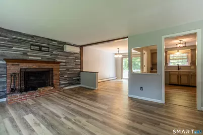 18 Crestwood Drive, East Hampton, CT 06424 - Photo 4