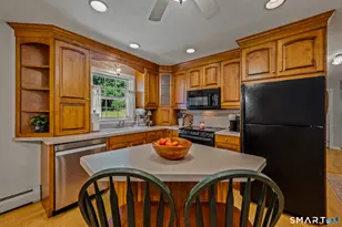 25 Aresco Dr, Middlefield, CT 06481 - Photo 6
